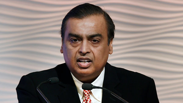 அம்பானியின் கான்வாயில் இணைந்த 3 புதிய சொகுசு கார்கள்... ப்பா... ஒவ்வொரு காரோட விலையும் கண்ண கட்டுது...