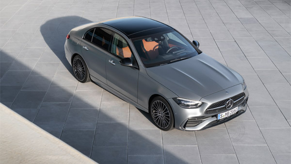 உலகளவில் வாடிக்கையாளர்களுக்கு காட்சித்தந்தது மெர்சிடிஸின் 2022 சி-கிளாஸ்!! புதிய அப்கிரேட்கள் என்னென்ன?