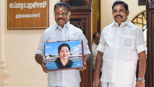 இதெல்லாம் எங்கயோ கேட்ட மாதிரியே இருக்கே... 2019ம் ஆண்டு தாக்கல் செய்த பட்ஜெட்டை மறந்து போய் வாசித்தாரா ஓபிஎஸ்?