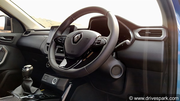 மிகவும் குறைவான விலையில் போட்டியாளர்களை ஒரு கை பார்க்க வந்திருக்கும் ரெனால்ட் கைகர்... ஃபர்ஸ்ட் டிரைவ் ரிவியூ!