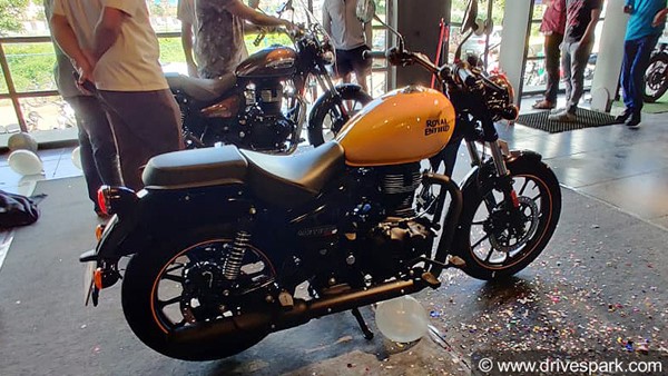 2021ம் ஆண்டின் சிறந்த பைக் எது தெரியுமா? தமிழக தயாரிப்பிற்கு கிடைத்த புதிய அங்கீகாரம்... இது பெருமையான தருணம்!