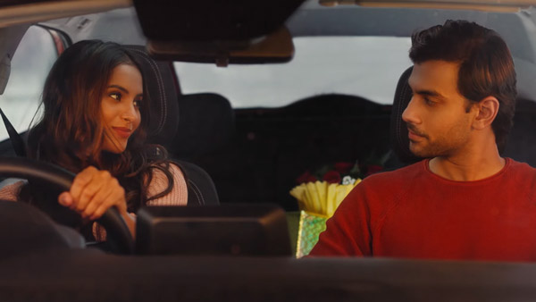 டபுள் மீனிங்... காதலர் தினத்தை முன்னிட்டு நெக்ஸான் காருக்கு குறும்புத்தனமான விளம்பர வீடியோவை வெளியிட்ட டாடா...