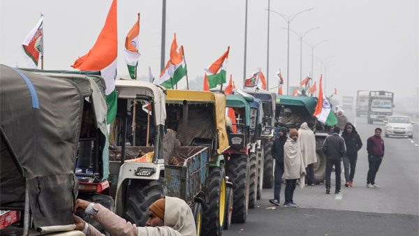 சஸ்பென்ஸ் ட்வீட் போட்ட மத்திய அமைச்சர் நிதின் கட்காரி... எதிர்பார்ப்பின் உச்சத்தில் விவசாயிகள்... என்ன தெரியுமா?