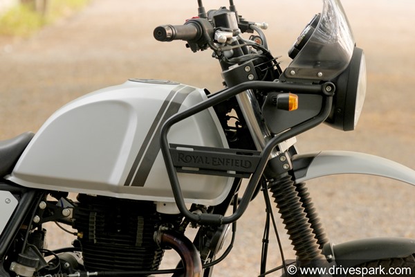 என்னென்ன வசதிகள் கூடுதலாக வழங்கப்பட்டுள்ளது தெரியுமா? 2021 ராயல் என்பீல்டு ஹிமாலயன் ரிவியூ!