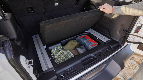 உள்ளூரில் கட்டமைக்கப்பட்ட ஜீப் ரேங்லர் அறிமுகம்... அடேங்கப்பா நம்ப முடியாத வகையில் குறைந்த விலை...