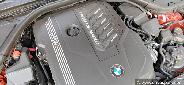 இந்தியர்களின் கைகளுக்கு சவால்... புதிய பிஎம்டபிள்யூ எம்340ஐ காரின் ஃபர்ஸ்ட் டிரைவ் ரிப்போர்ட்!