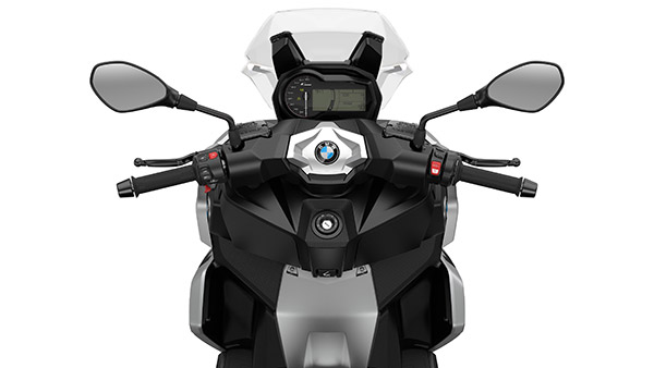 பார்த்த உடன் வாங்கும் தூண்டும்... இரு புதிய ஸ்கூட்டர்களை வெளியீடு செய்த பிரபல நிறுவனம்... எந்த நிறுவனம் தெரியுமா?