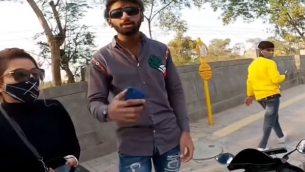 பெண் நண்பர் முன்னிலையில் இளைஞருக்கு அரங்கேறிய சம்பவம்... இது அவங்களுக்கு தேவைதான்... வீடியோ பாருங்க!