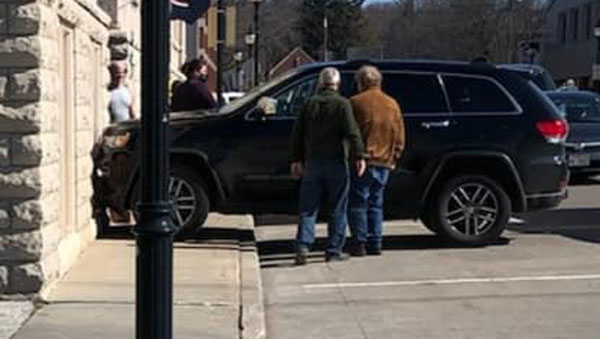 தலைப்பு செய்தியாக மாறிய விபத்து சம்பவம்... உரிமையாளர் கூறிய காரணத்தால் மிரண்டுபோன நெட்டிசன்கள்...