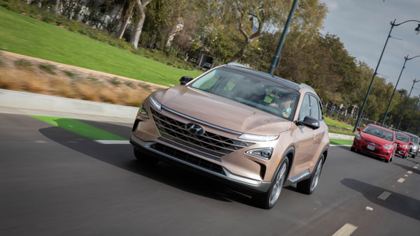 ஹூண்டாய் நெக்ஸோ கார் பற்றி வெளியாகிய ஆச்சர்ய தகவல்... ஒரு முறை ஹைட்ரஜனை நிரப்பினா 1,000 கிமீ பயணிக்கலாம்...