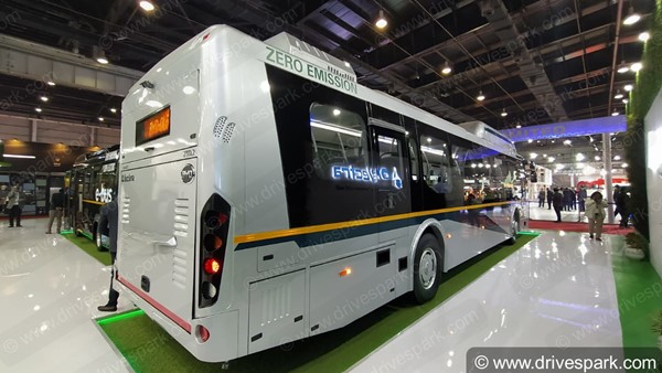 கோவாவில் அறிமுகம் செய்யப்பட்ட புதிய பஸ்களை பார்த்து ஏக்க பெருமூச்சு விடும் தமிழக மக்கள்... ஏன் தெரியுமா?