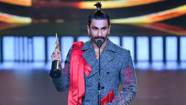 வேறு ஒருவர் காரில் கெத்து காட்டிய பிரபல நடிகர்... அப்படி என்ன காருங்க அது? தெரிஞ்சா நீங்களும் ஒரு ரவுண்டு கேப்பீங்க!