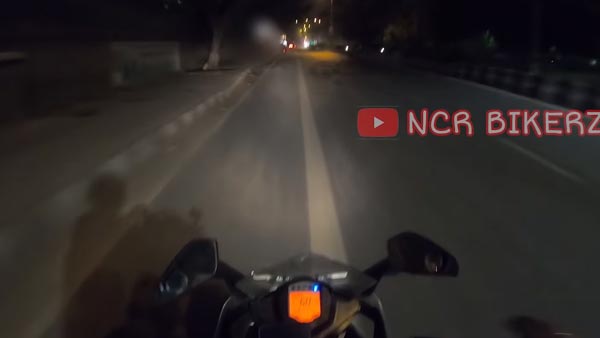 இத செய்யறதுக்கு பெரிய மனசு வேணும்... ஸ்விக்கி டெலிவரி பாயை நெகிழ வைத்த கேடிஎம் பைக் உரிமையாளர்... இத செய்யறதுக்கு பெரிய மனசு வேணும்... ஸ்விக்கி டெலிவரி பாயை நெகிழ வைத்த கேடிஎம் பைக் உரிமையாளர்...