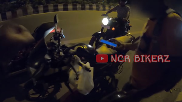 இத செய்யறதுக்கு பெரிய மனசு வேணும்... ஸ்விக்கி டெலிவரி பாயை நெகிழ வைத்த கேடிஎம் பைக் உரிமையாளர்... இத செய்யறதுக்கு பெரிய மனசு வேணும்... ஸ்விக்கி டெலிவரி பாயை நெகிழ வைத்த கேடிஎம் பைக் உரிமையாளர்...