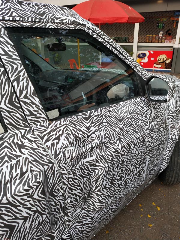 விலை குறைவான டாடா எச்பிஎக்ஸ் காரிலேயே இவ்வளவு வசதிகளா!! ஸ்பை படங்கள் வெளிவந்தன...