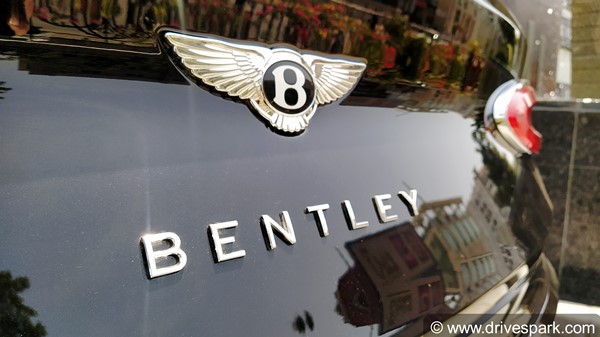 பெங்களுரூவில் பெண்ட்லீயின் 2021 பெண்டைகா & ஃப்ளையிங் ஸ்பர் கார்கள்!! நாடு முழுவதும் சுற்றுப்பயணம்...