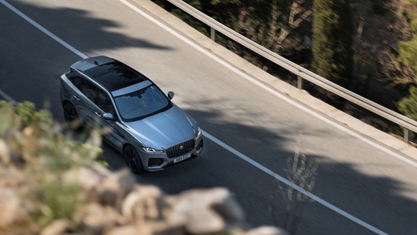 ஜாகுவார் எஃப்-பேஸ் ஃபேஸ்லிஃப்ட் காருக்கான முன்பதிவு இந்தியாவில் துவங்கியது!! டெலிவிரிகள் அடுத்த மாதம்...