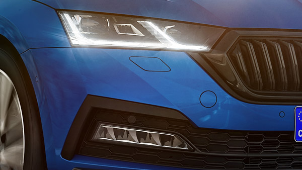 ஸ்கோடா ஆக்டேவியாவில் புதிய ஸ்போர்ட்லைன் வேரியண்ட்!! புதுமையான தோற்றத்தில் கொண்டுவரப்பட்டது...