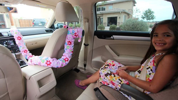 இந்த கொளுத்தும் வெயில்ல குட்டி பசங்களோட டிராவல் பண்ண போறீங்களா... அப்போ இத முதல்ல தெரிஞ்சுட்டு போங்க!! இந்த கொளுத்தும் வெயில்ல குட்டி பசங்களோட டிராவல் பண்ண போறீங்களா... அப்போ இத முதல்ல தெரிஞ்சுட்டு போங்க!!