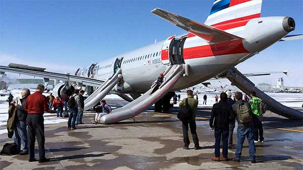 விமானம் 10 ஆயிரம் அடிக்கு கீழ் பறக்கும்போது பேச கூடாது... இந்த விஷயத்தை உங்ககிட்ட யாரும் சொல்ல மாட்டாங்க... விமானம் 10 ஆயிரம் அடிக்கு கீழ் பறக்கும்போது பேச கூடாது... இந்த விஷயத்தை உங்ககிட்ட யாரும் சொல்ல மாட்டாங்க...