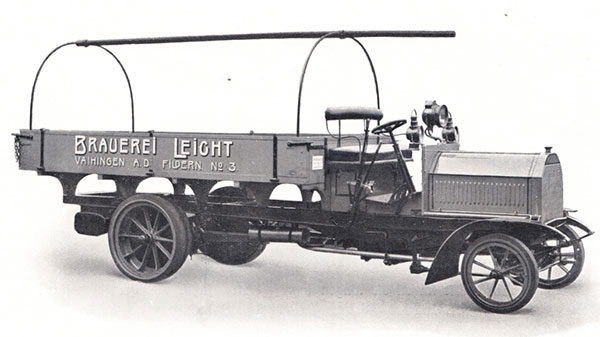 உலகின் முதல் ட்ரக் வாகனம் இதுதானாம்!! அடேங்கப்பா... அப்போவே இவ்வளவு மைலேஜா!! 