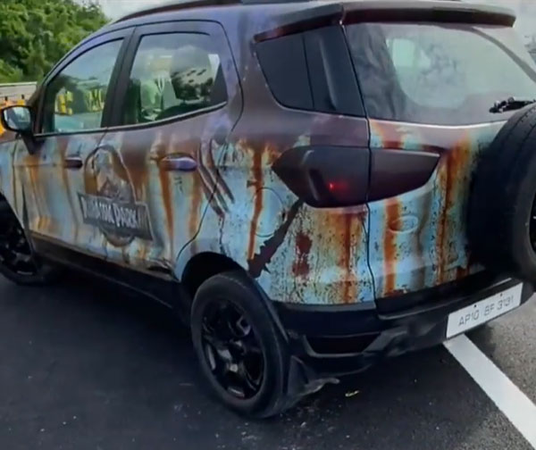 சில மணிநேரங்களில் பழசான புதிய ஃபோர்டு ஈக்கோஸ்போர்ட் கார்!! காரணத்தை யூகிக்கவே முடியாது...