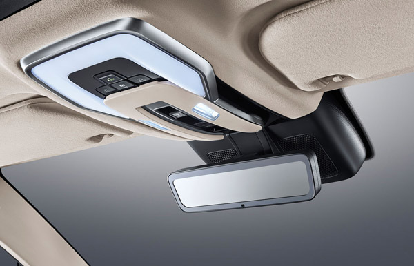 ஸ்கூல் பசங்க எவ்ளவோ மேல்! காப்பியடித்து உருவாக்கப்பட்ட சொகுசு கார்.. ரோல்ஸ் ராய்ஸ்-பென்ட்லீ எதையும் விட்டு வைக்காத சீன நிறுவனம்! ஸ்கூல் பசங்க எவ்ளவோ மேல்! காப்பியடித்து உருவாக்கப்பட்ட சொகுசு கார்.. ரோல்ஸ் ராய்ஸ்-பென்ட்லீ எதையும் விட்டு வைக்காத சீன நிறுவனம்!