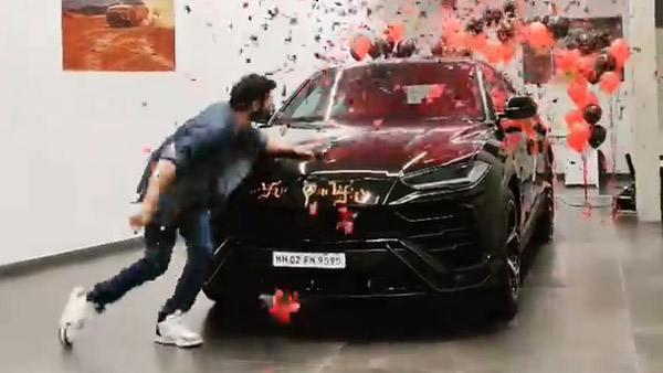 காரோட விலையை கேட்டு வாயடைத்து போன மக்கள்... உச்சபட்ச விலையுள்ள சொகுசு காரை பிரபல நடிகர்...