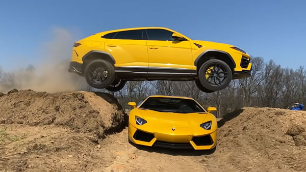 கோடி ரூபாய் மதிப்பு கொண்ட கார்களில் ஏன் இப்படி...? ஒரு வீடியோவிற்காக இவ்வளவு பெரிய ரிஸ்க்கா!!