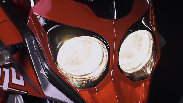 யம்மாடியோவ்... மஹிந்திரா மோஜோ பைக்கா இது!! சத்தியமா நம்ப முடியல