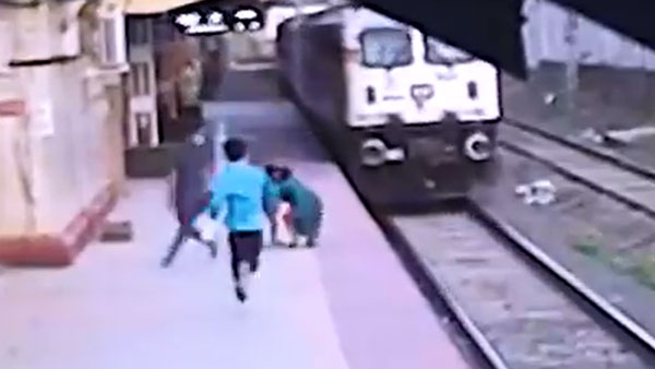 ரியல் லைஃப் சூப்பர் ஹீரோவிற்கு மிகவும் காஸ்ட்லியான பரிசு அறிவித்த பிரபல தொழிலதிபர்... என்ன பரிசுனு தெரிஞ்சா ஆச்சரியப்படுவீங்க!!