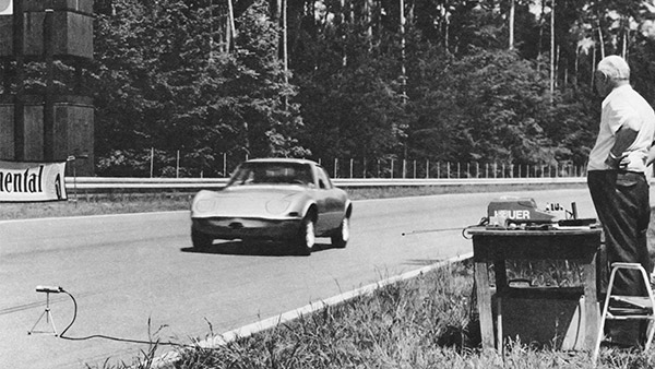 50 வருடங்களை நிறைவு செய்யும் ஒபேலின் முதல் பேட்டரி கார்!! அப்போவே இப்படிப்பட்ட கார்களா!!