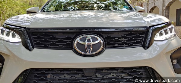 அலசி ஆராயப்பட்ட டொயோட்டா ஃபார்ச்சூனர் லெஜண்டர்... எப்படி இருக்கு இந்த கார்?... ரோட் டெஸ் ரிவியூ!!