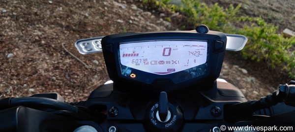 இணையத்தில் எங்கு தேடினாலும் கிடைக்காது! இவையே இந்தியாவின் குறைந்த விலை ப்ளூடூத் வசதியுடைய டூ-வீலர்கள்...