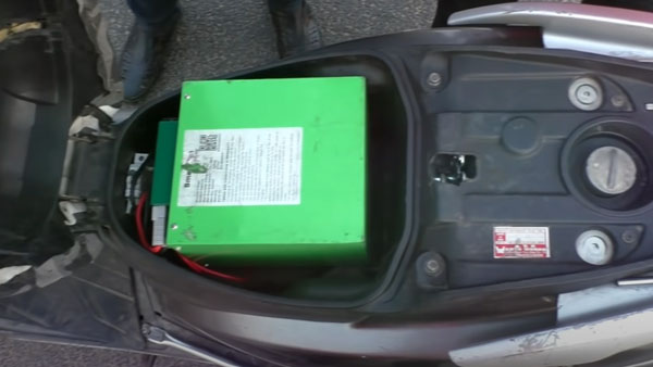 பெட்ரோலிலும் ஓடும், மின்சாரத்திலும் ஓடும்... ஹைபிரிட் ஸ்கூட்டராக மாறிய ஹோண்டா ஆக்டிவா... இதற்கான செலவு எவ்வளவு தெரியுமா?..