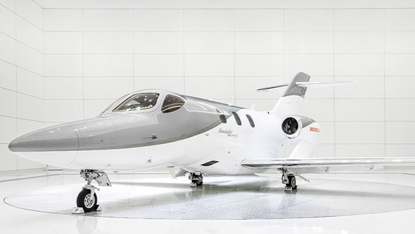 விமான தயாரிப்பில் ஹோண்டாவா..! தனிநபர் பயணங்களுக்கான ஹோண்டாவின் சொகுசு விமானம்... வெளியீடு!!