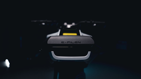 பஜாஜ் சேத்தக் அடிப்படையில் உருவாகும் புதிய ஹஸ்க்வர்னா எலெக்ட்ரிக் ஸ்கூட்டர் வெளியீடு