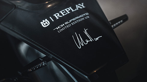 புதிய லிமிடெட் எடிசன் ஹஸ்க்வர்னா மோட்டார்சைக்கிள்கள்!! யாருக்கு கொடுத்து வெச்சிருக்கோ!