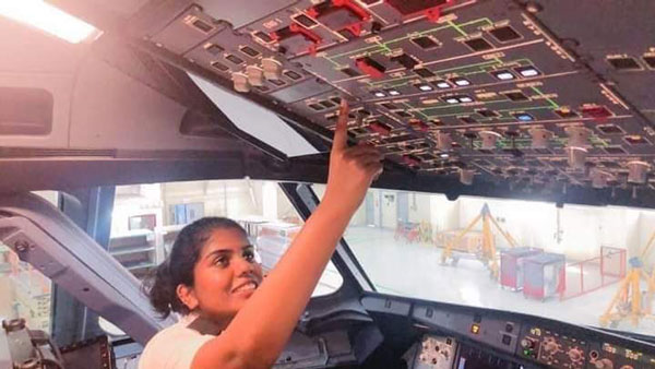 இளம் பெண் விமானியை க்யூ கட்டி பாராட்டும் அரசியல்வாதிகள்... ஸ்டேட், சென்ட்ரல் என அனைத்து தரப்பிலும் குவியும் வாழ்த்துகள்!