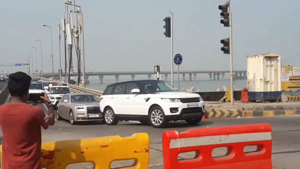 ப்பா..! இந்தியாவிலேயே மிக மிக காஸ்ட்லியான கார்களின் அணிவகுப்பு... மிரள வைக்கும் அம்பானி கார் கான்வாயின் புதிய வீடியோ!!