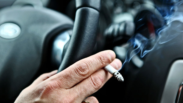 தெரிந்தே நாம் செய்யும் தவறுகள்... இது எல்லாம் உங்க காரை கடுமையா சேதப்படுத்தும்... தயவு செய்து இத இன்னொரு முறை செய்யாதீங்க! தெரிந்தே நாம் செய்யும் தவறுகள்... இது எல்லாம் உங்க காரை கடுமையா சேதப்படுத்தும்... தயவு செய்து இத இன்னொரு முறை செய்யாதீங்க!