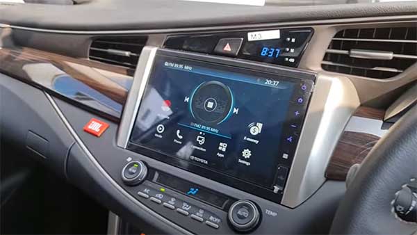 டொயோட்டா இன்னோவாவில் ஸ்பெஷல் எடிசன்!! இந்தோனிஷியாவில் விற்பனைக்கு வந்தது!