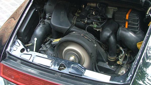 செகண்ட் ஹேண்டில் வாங்கிய காரை எப்போது மாற்றலாம்?.. நிச்சயம் இந்த தகவலை யாரும் உங்களுக்கு சொல்ல மாட்டாங்க!