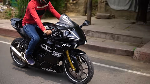 விபத்தில் சிதைந்துப்போன யமஹா ஆர்15 பைக்கா இப்படி இருக்கு!! மாஸ் காட்டியுள்ள உரிமையாளர்...