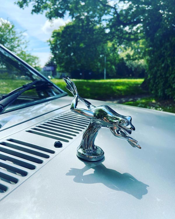 ஏலத்திற்கு வரும் இளவரசி டயானாவின் 1981 ஃபோர்டு எஸ்கார்ட்!! யாரும் அதிர்ஷ்டம் அடிச்சிருக்கோ...!