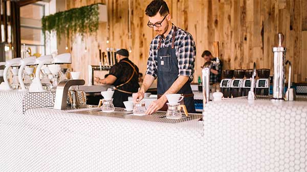 முன்னாள் விமான உதவியாளர்களுக்கு கொட்டி கிடக்கும் வேலை வாய்ப்புகள்... அட இவங்களுக்கு இவ்ளோ ஓபனிங்கா... இத உங்களுக்கு யாரும் சொல்ல மாட்டாங்க!!