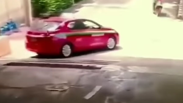 இனி பிரேக்கப் செய்வதற்கே யோசிப்பாங்க!! எக்ஸ்-காதலரின் ரூ.23 லட்சம் மதிப்பிலான பைக்கை எரித்த பெண்!