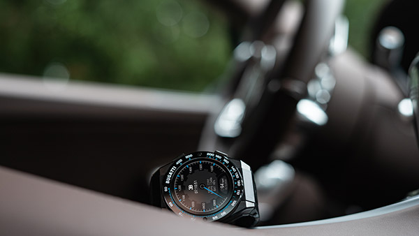 ஸ்மார்ட்வாட்ச்களை அறிமுகம் செய்த புகாட்டி... ஆரம்ப விலையை கேட்கும்போதே அடி வயிறு கலங்குது... எவ்ளோ தெரியுமா?