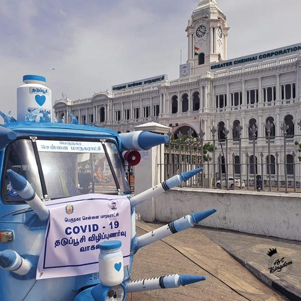 சென்னையை கலக்கும் ‘கொரோனா தடுப்பூசி’ ஆட்டோ!! தனி நபரது விழிப்புணர்வு பயணம்!