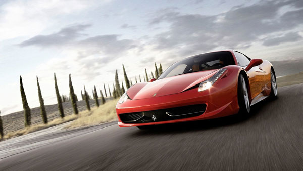 பல மில்லியன் அமெரிக்க டாலர் மாதிப்புள்ள கார் வீணாய் போன காட்சி... கரப்பான் பூச்சிய கவிழ்த்துபோட்டது போல இருக்கு!!